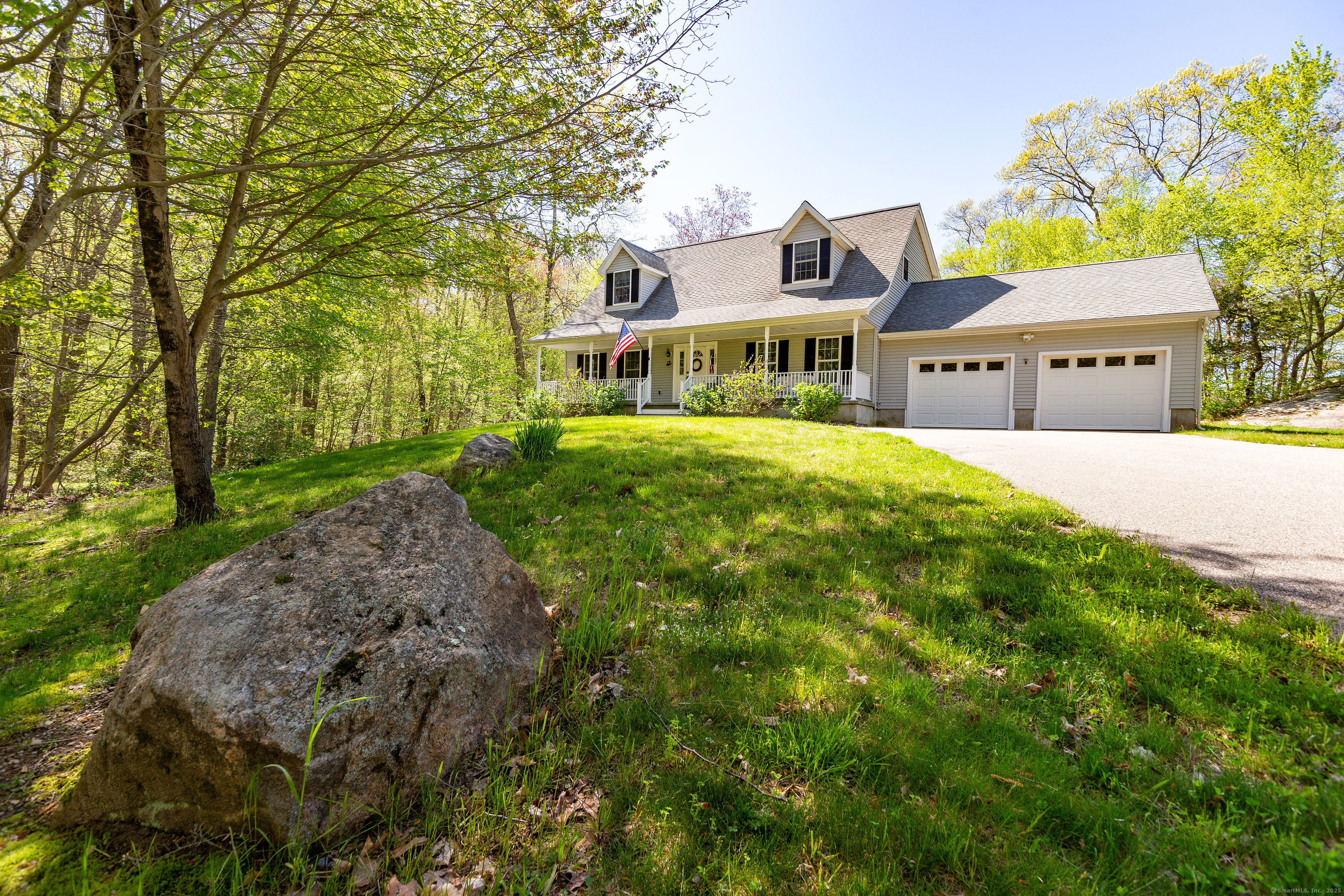 127 Massapeag Road Montville CT 06382