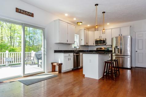 127 Massapeag Road Montville CT 06382