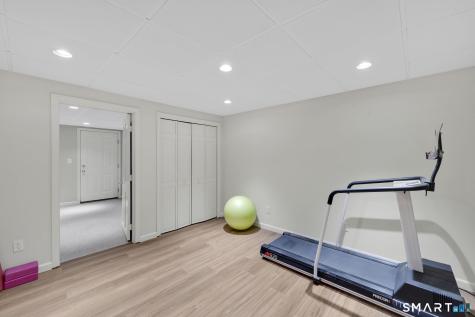 17 Windmill Road Ellington CT 06029