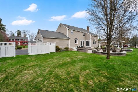 17 Windmill Road Ellington CT 06029
