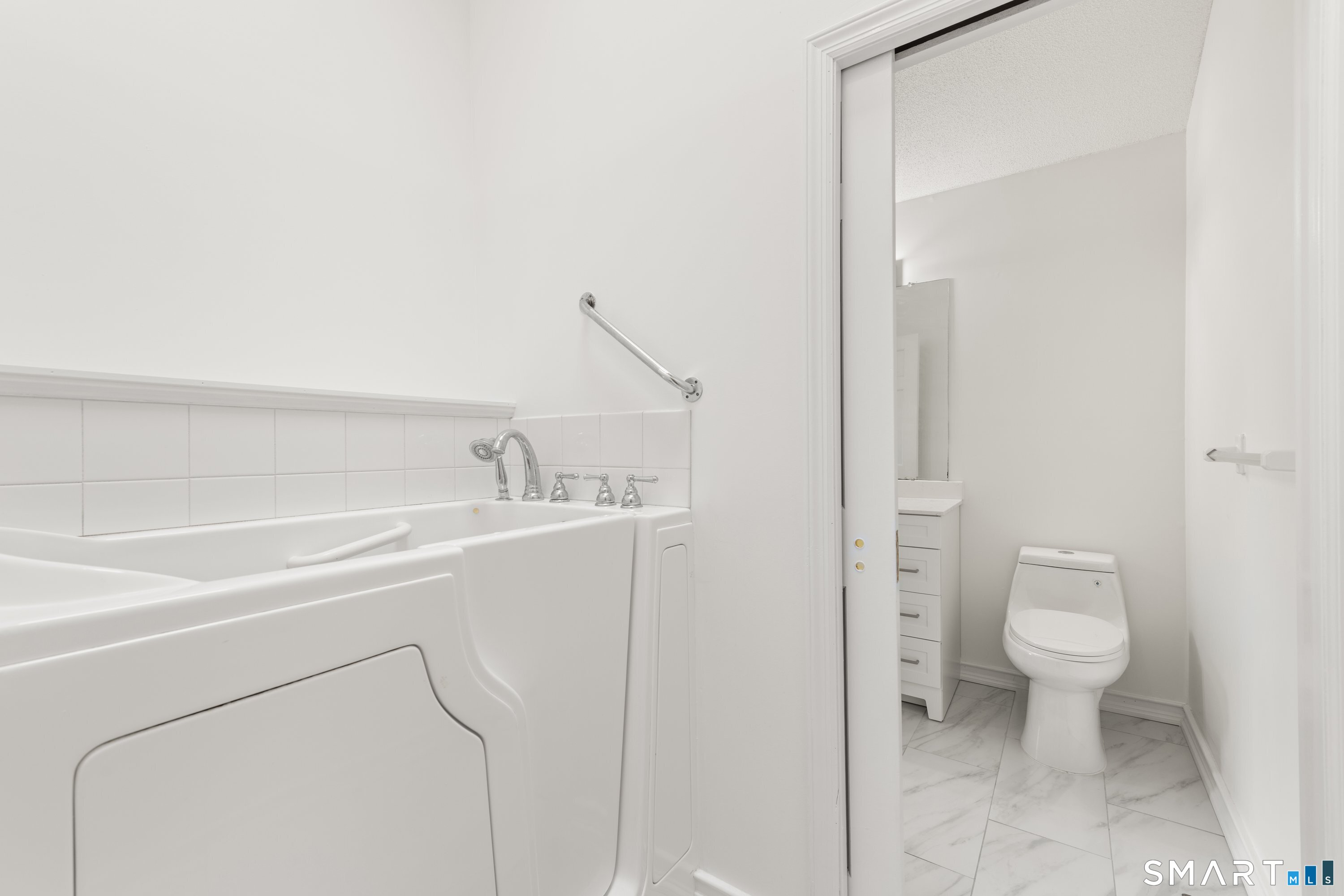 223 Sterling Road Trumbull CT 06611