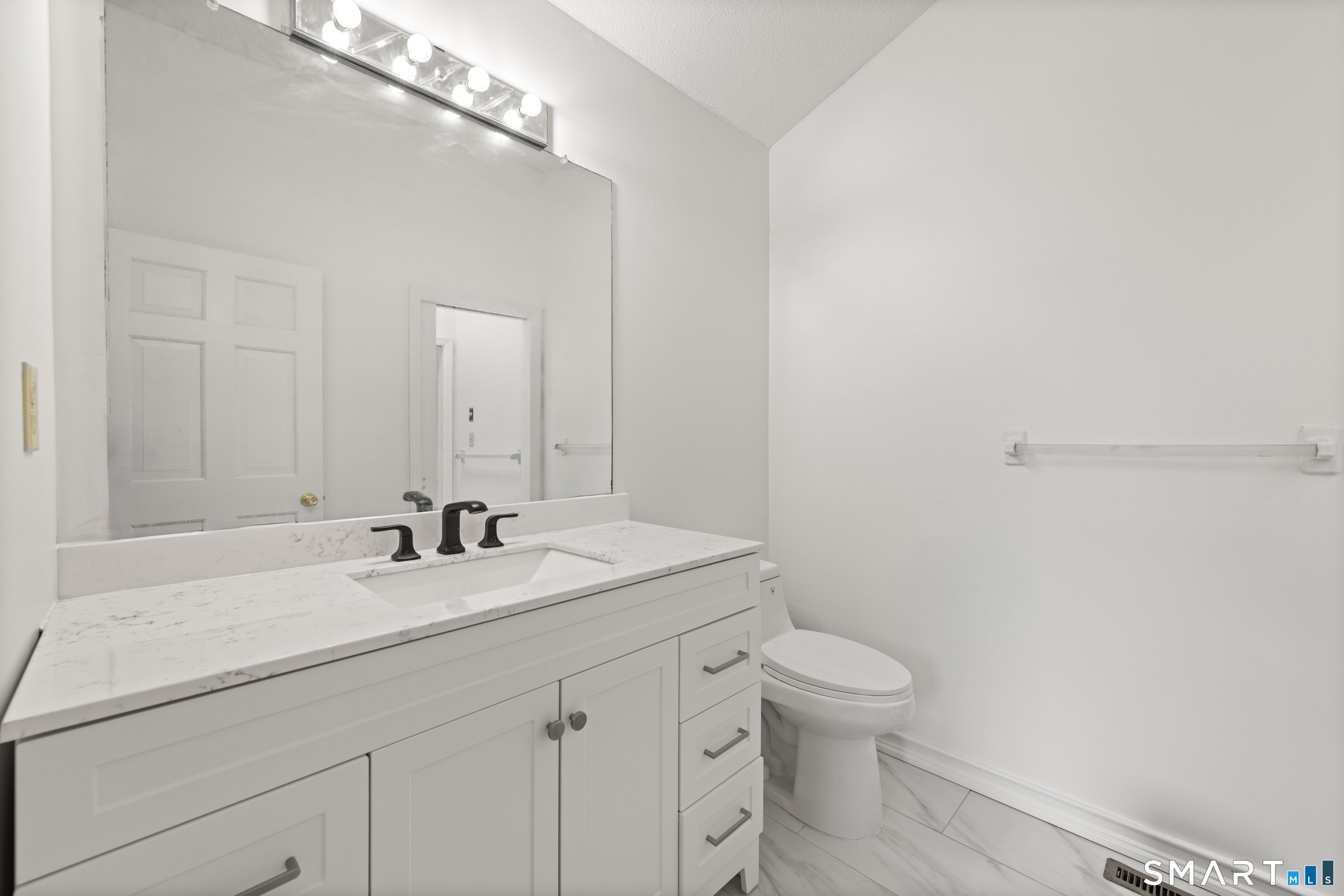 223 Sterling Road Trumbull CT 06611
