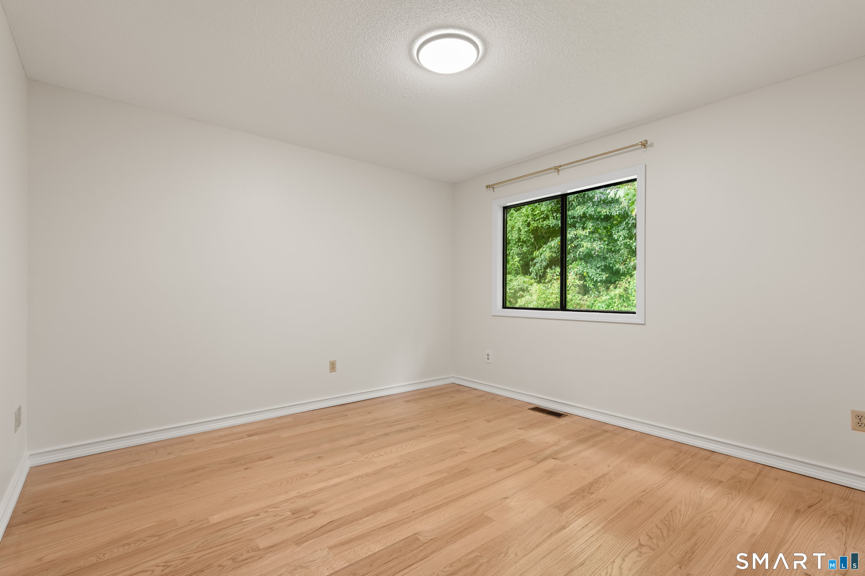 223 Sterling Road Trumbull CT 06611