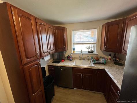 6 Rondy Lane East Hartford CT 06108