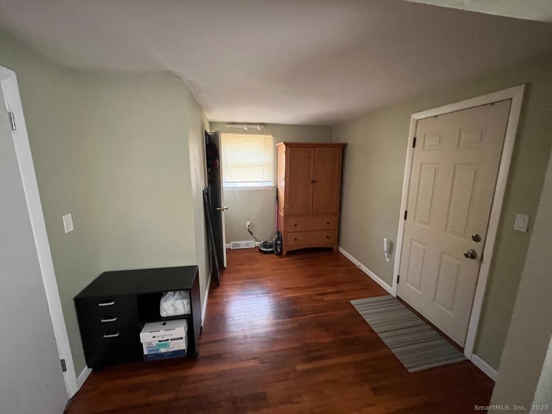 6 Rondy Lane East Hartford CT 06108