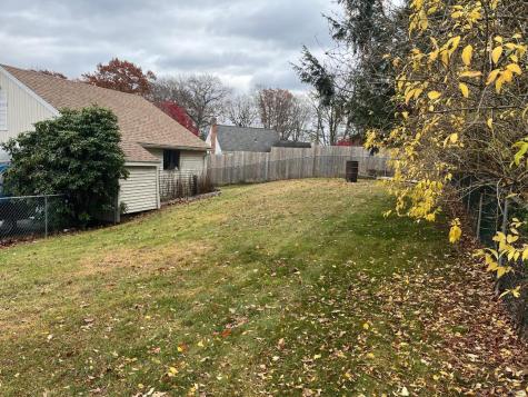 6 Rondy Lane East Hartford CT 06108