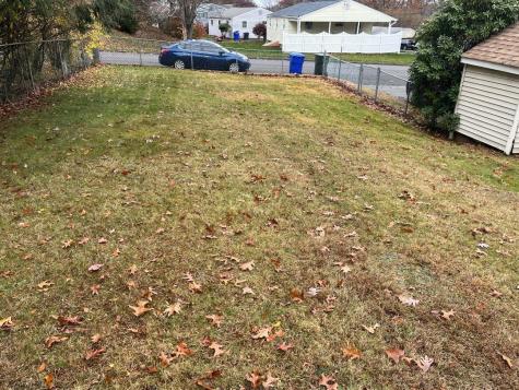 6 Rondy Lane East Hartford CT 06108