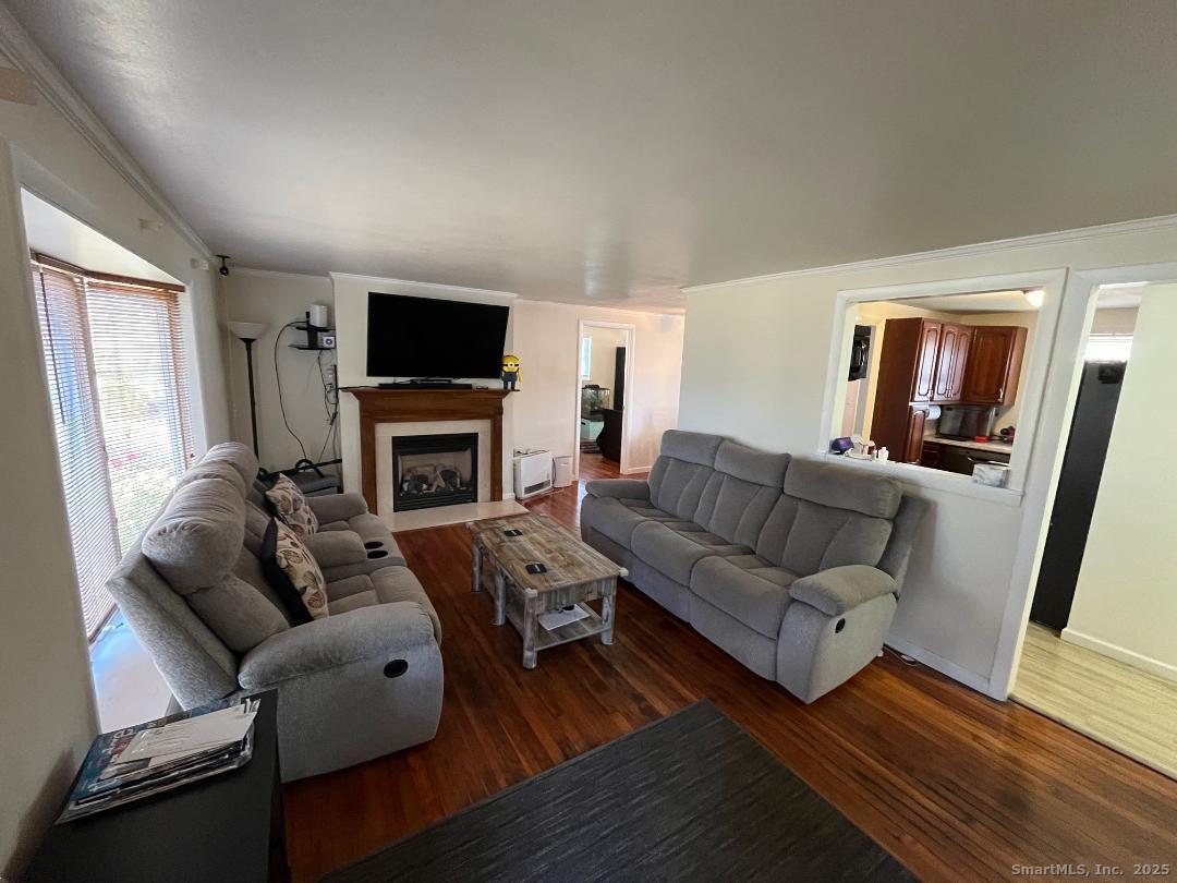 6 Rondy Lane East Hartford CT 06108