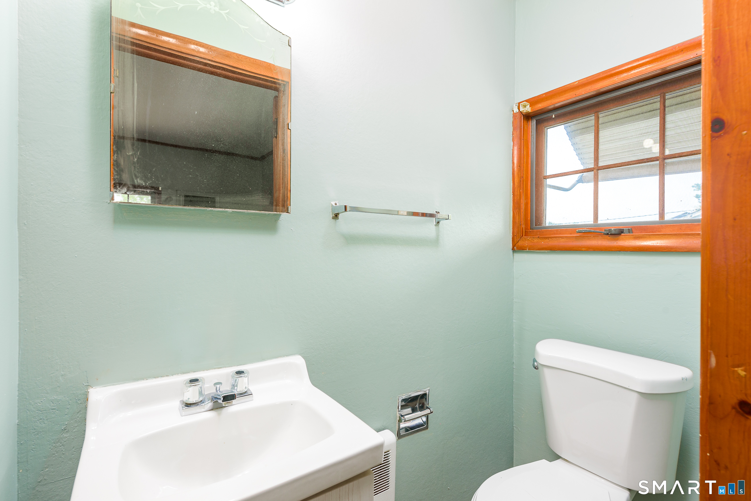 53 Hilltop Drive Manchester CT 06042