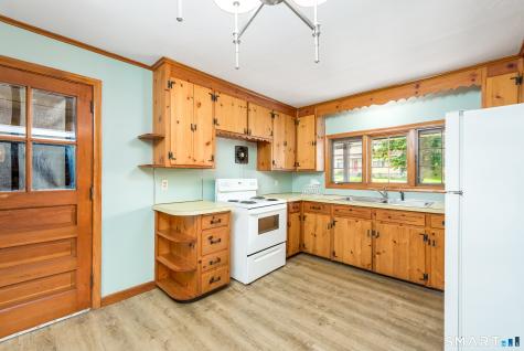 53 Hilltop Drive Manchester CT 06042