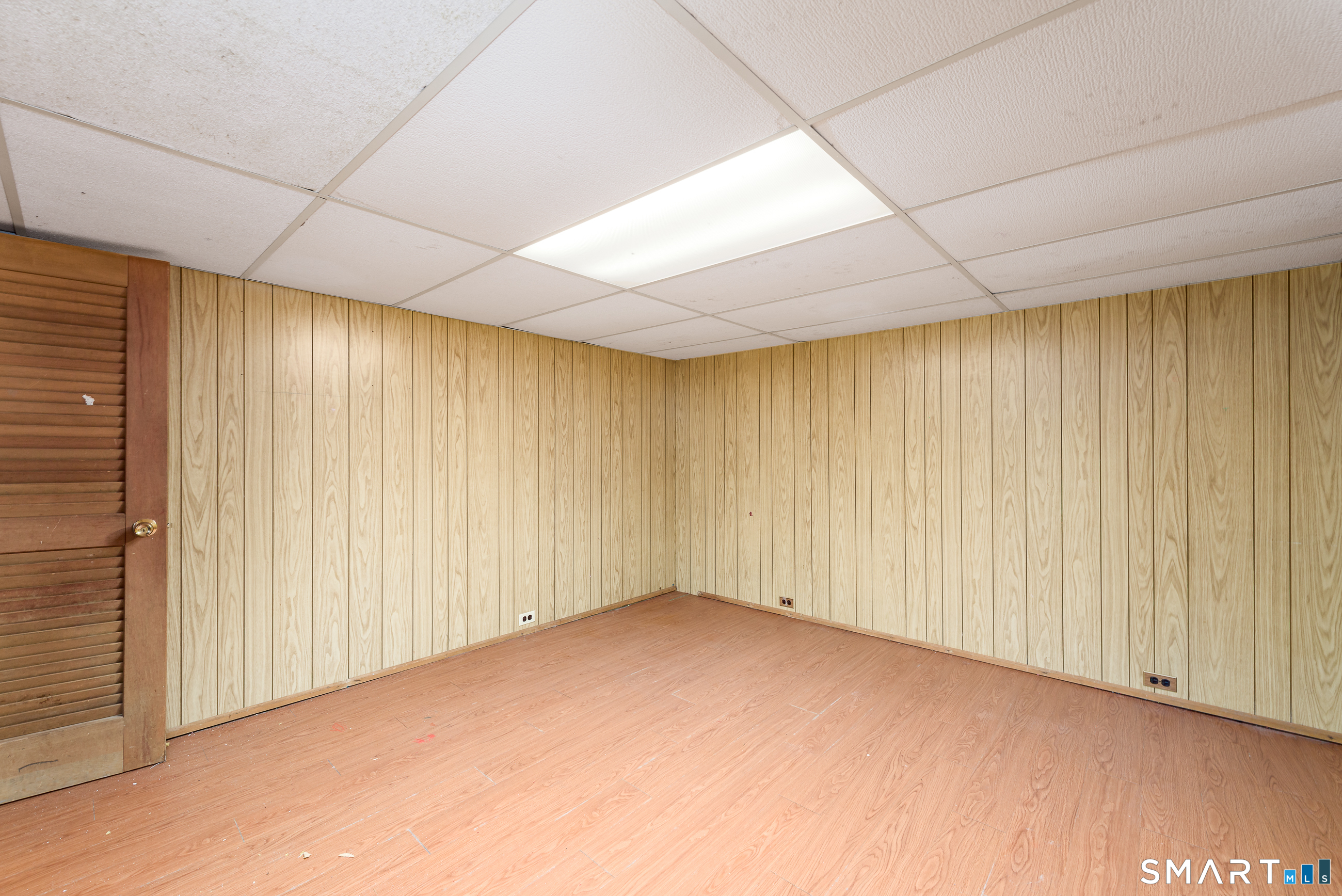 53 Hilltop Drive Manchester CT 06042