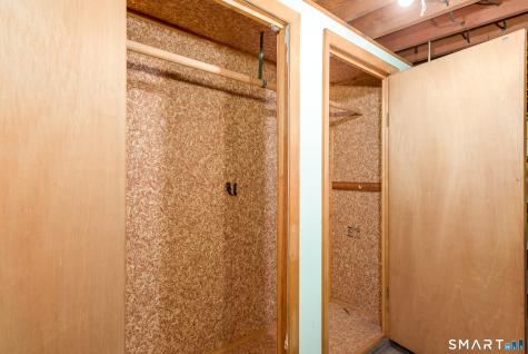 53 Hilltop Drive Manchester CT 06042