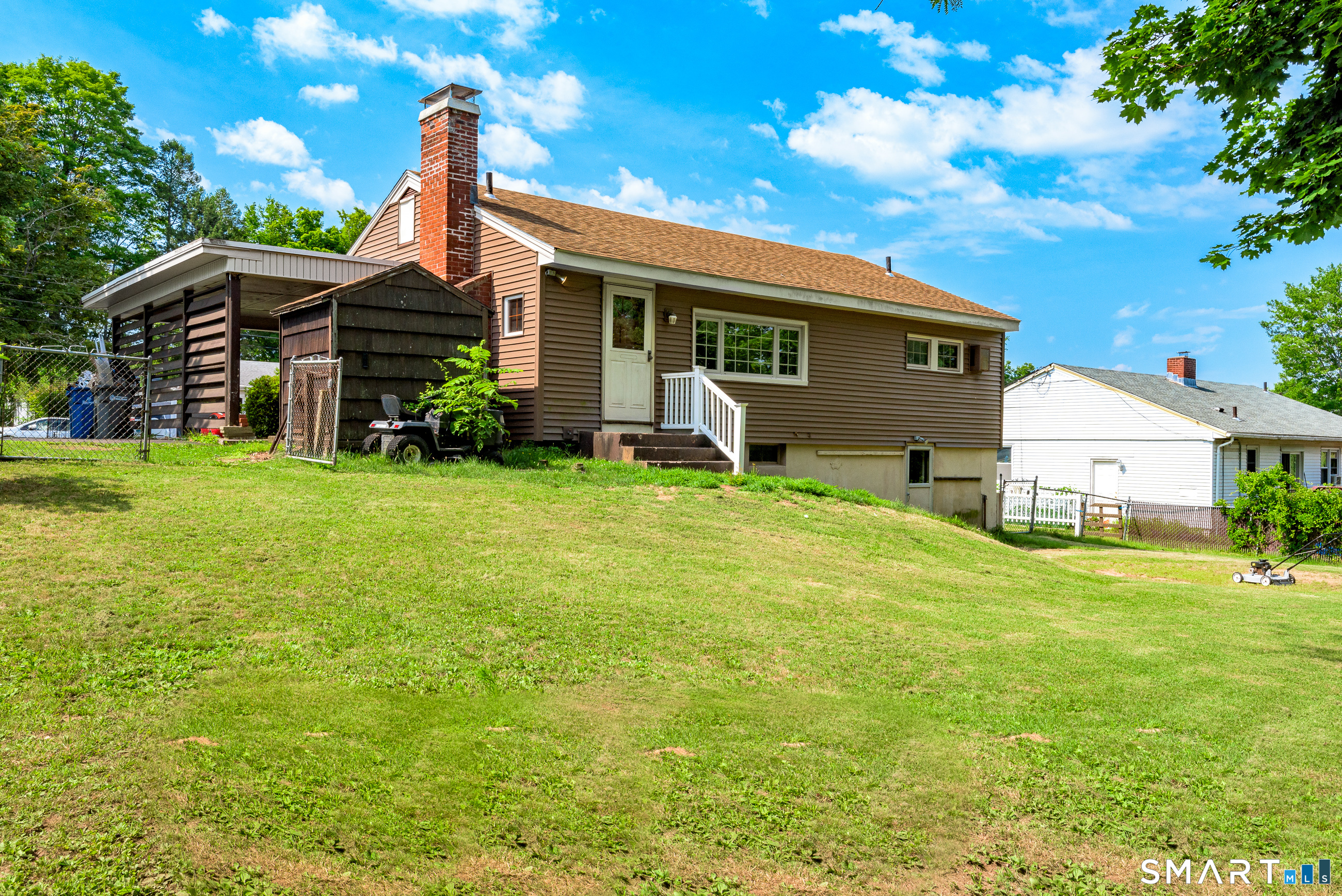 53 Hilltop Drive Manchester CT 06042