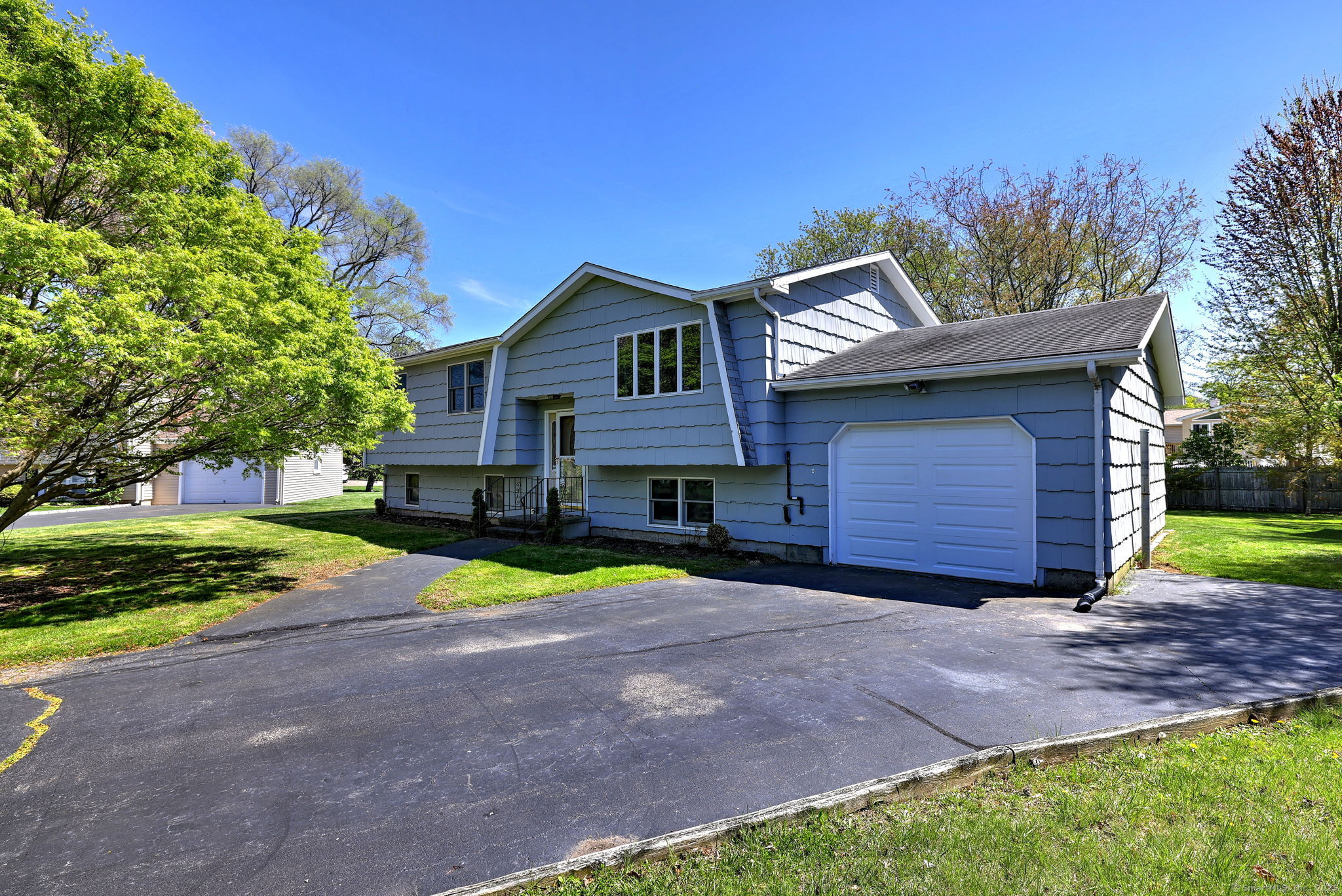 21 Chelsea Circle Milford CT 06460