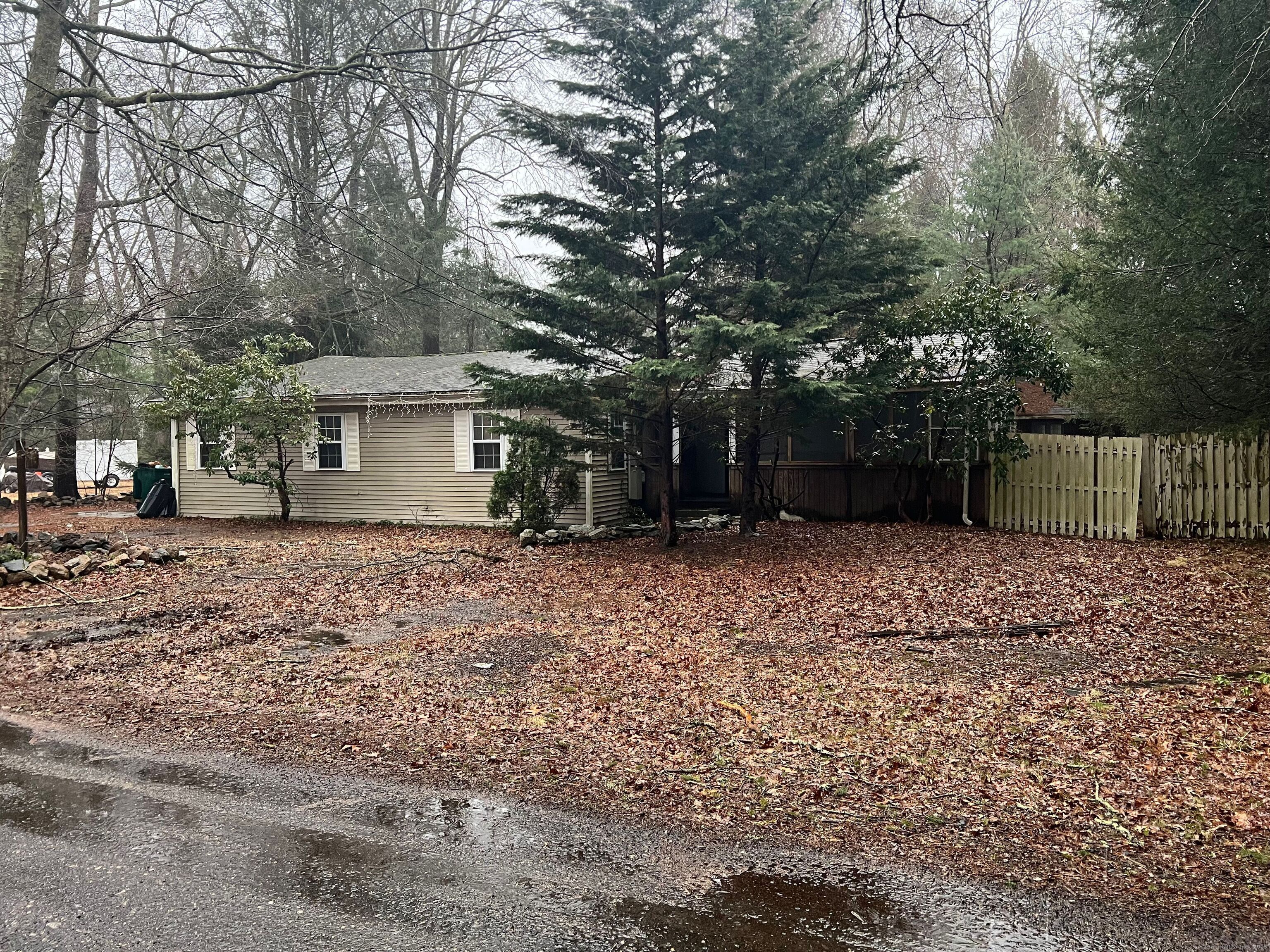 8 Spruce Street Old Lyme CT 06371