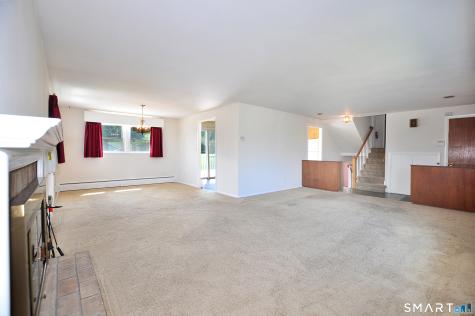 5 Garrison Terrace Bloomfield CT 06002