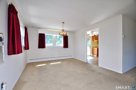 5 Garrison Terrace Bloomfield CT 06002