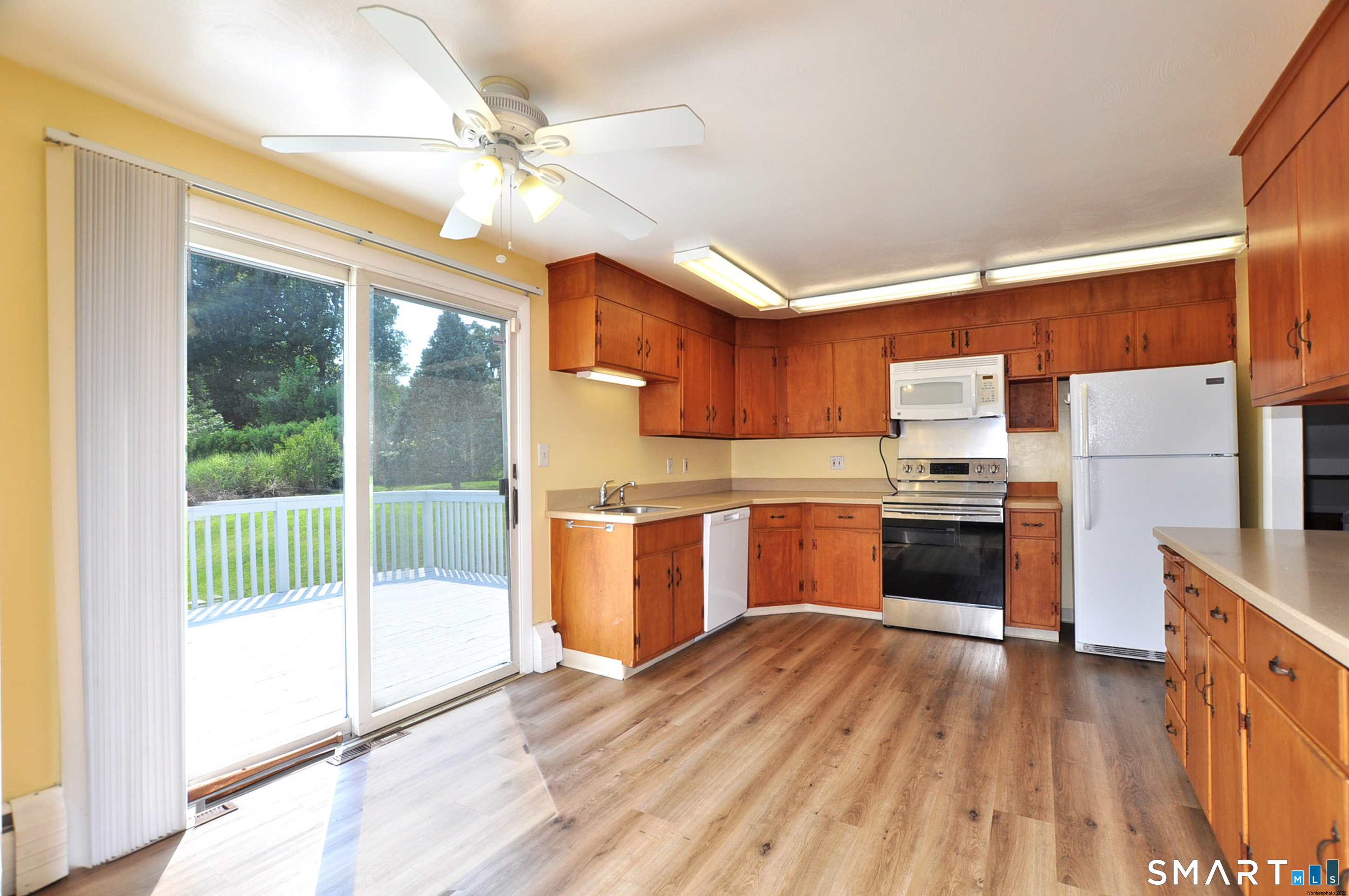 5 Garrison Terrace Bloomfield CT 06002