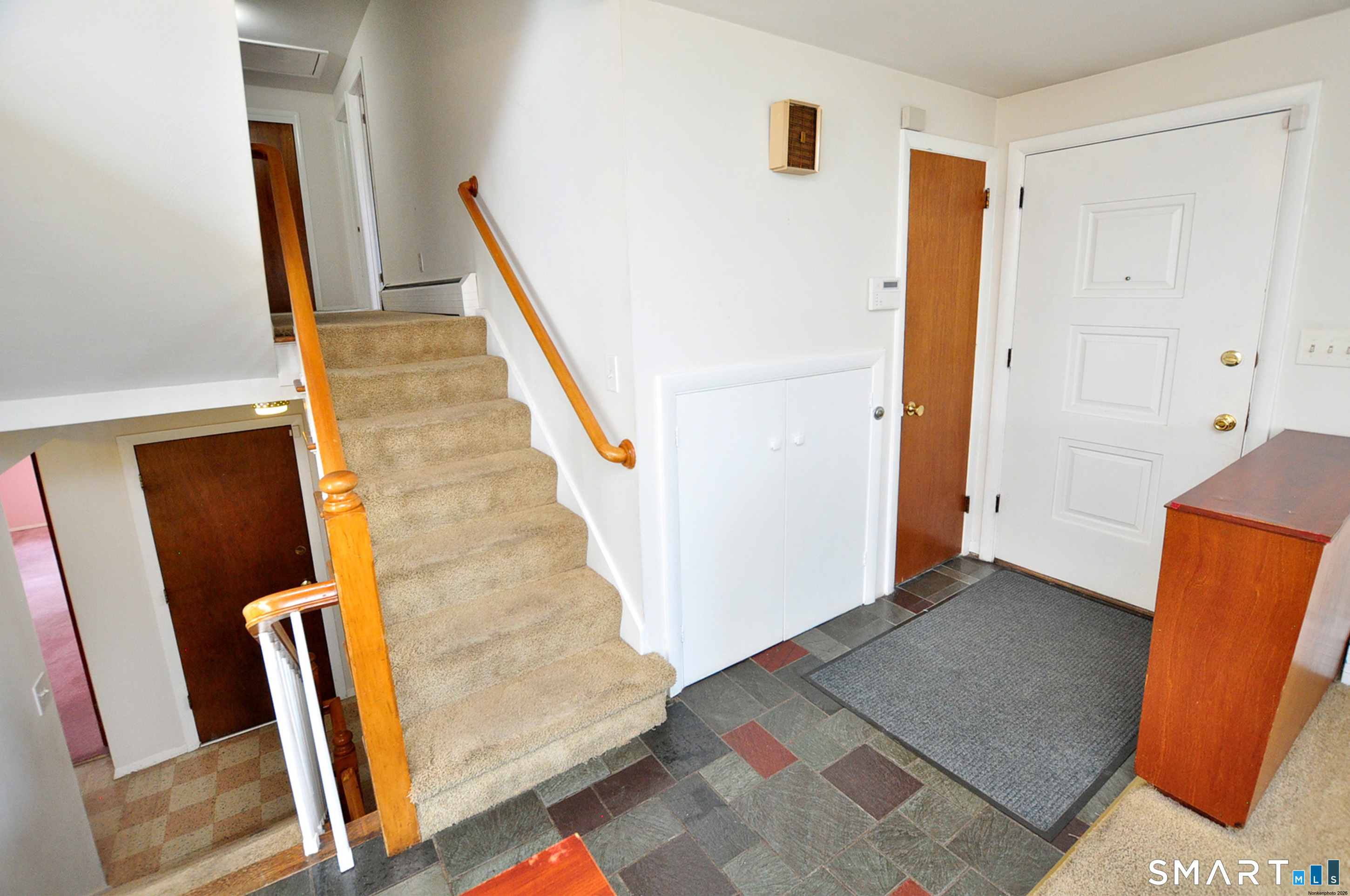 5 Garrison Terrace Bloomfield CT 06002