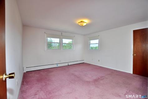 5 Garrison Terrace Bloomfield CT 06002