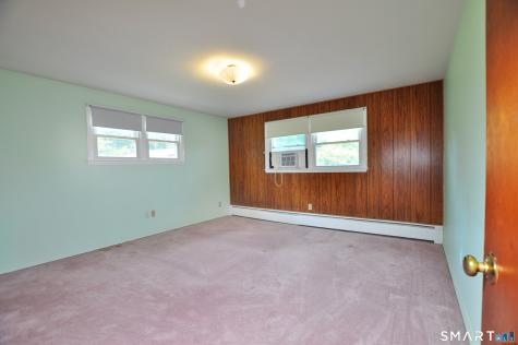 5 Garrison Terrace Bloomfield CT 06002