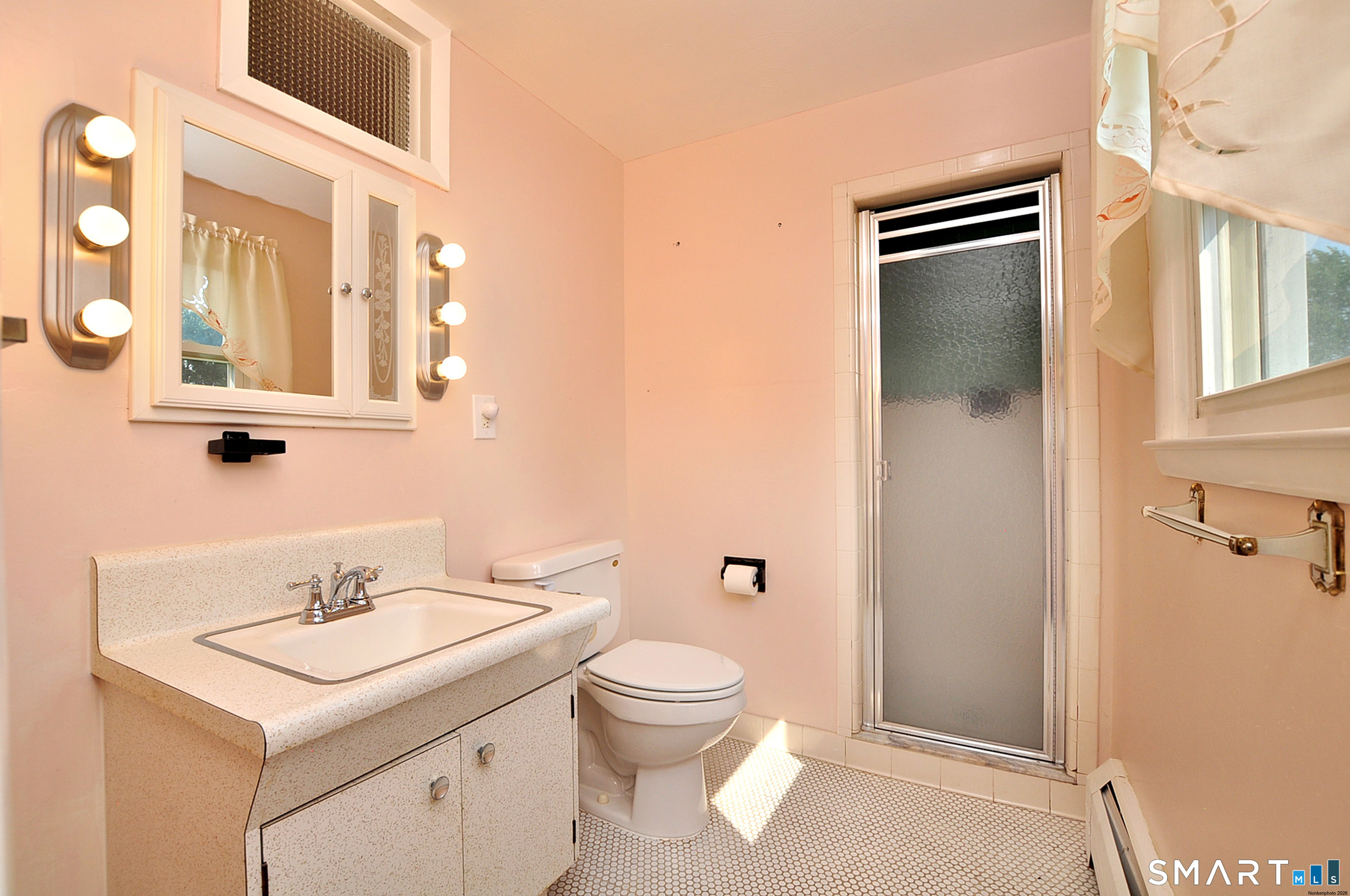 5 Garrison Terrace Bloomfield CT 06002