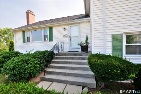 5 Garrison Terrace Bloomfield CT 06002