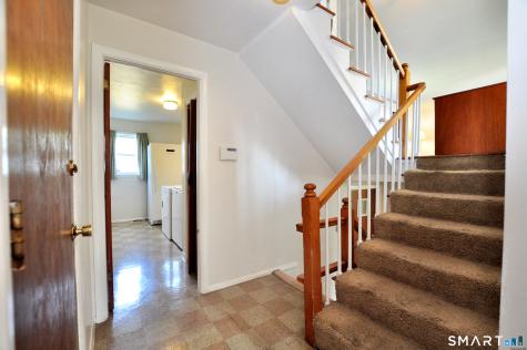 5 Garrison Terrace Bloomfield CT 06002