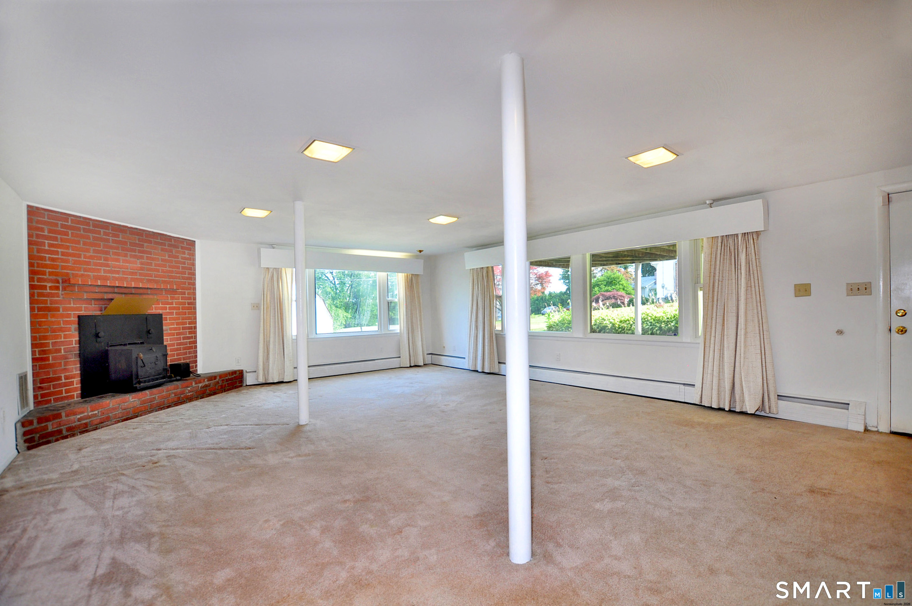5 Garrison Terrace Bloomfield CT 06002