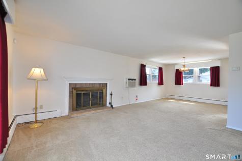 5 Garrison Terrace Bloomfield CT 06002