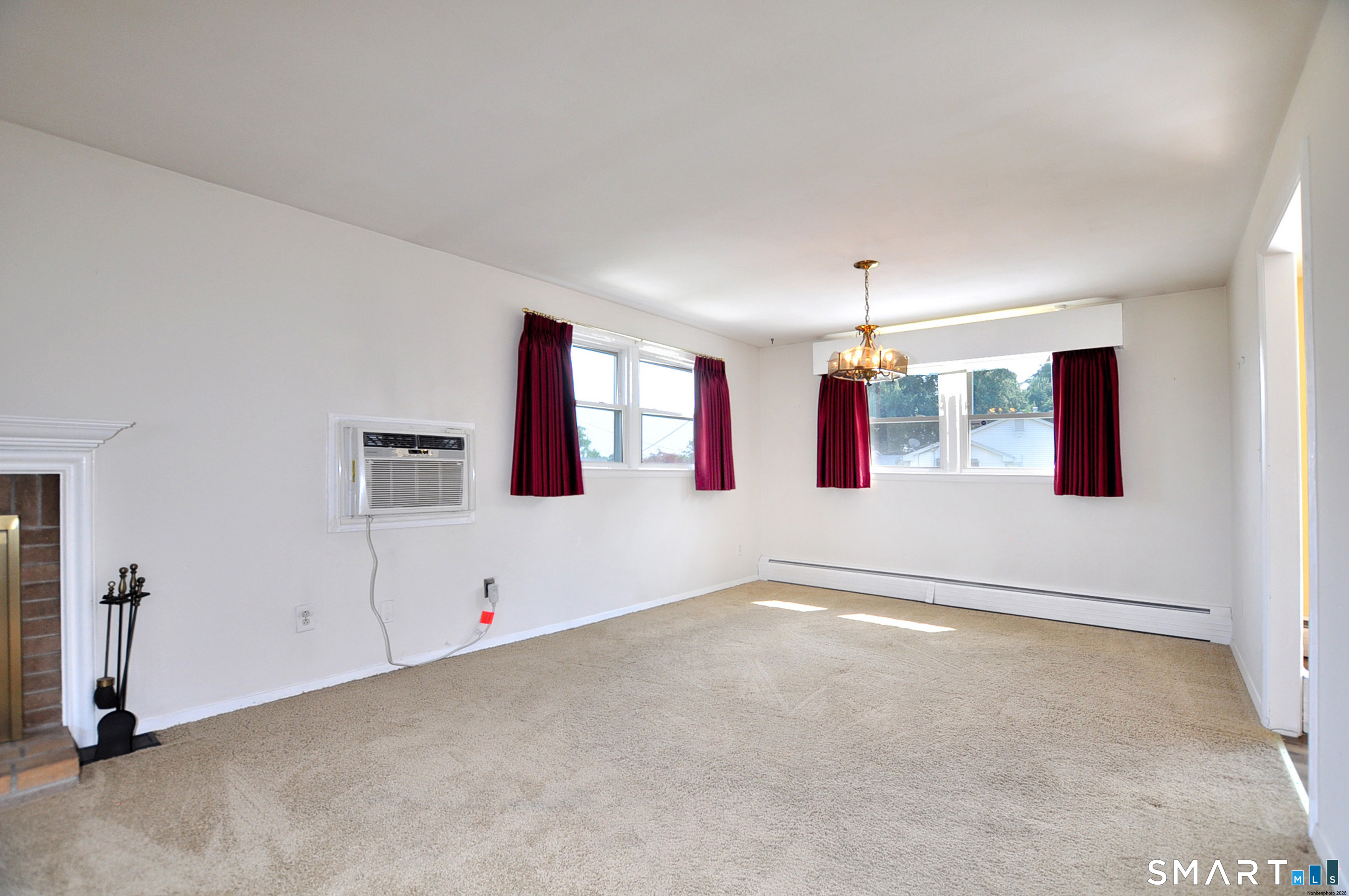 5 Garrison Terrace Bloomfield CT 06002