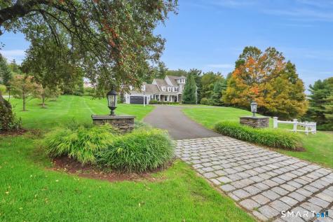 1 Ridgebury Road Simsbury CT 06001