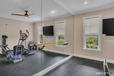 1 Ridgebury Road Simsbury CT 06001