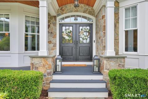 1 Ridgebury Road Simsbury CT 06001