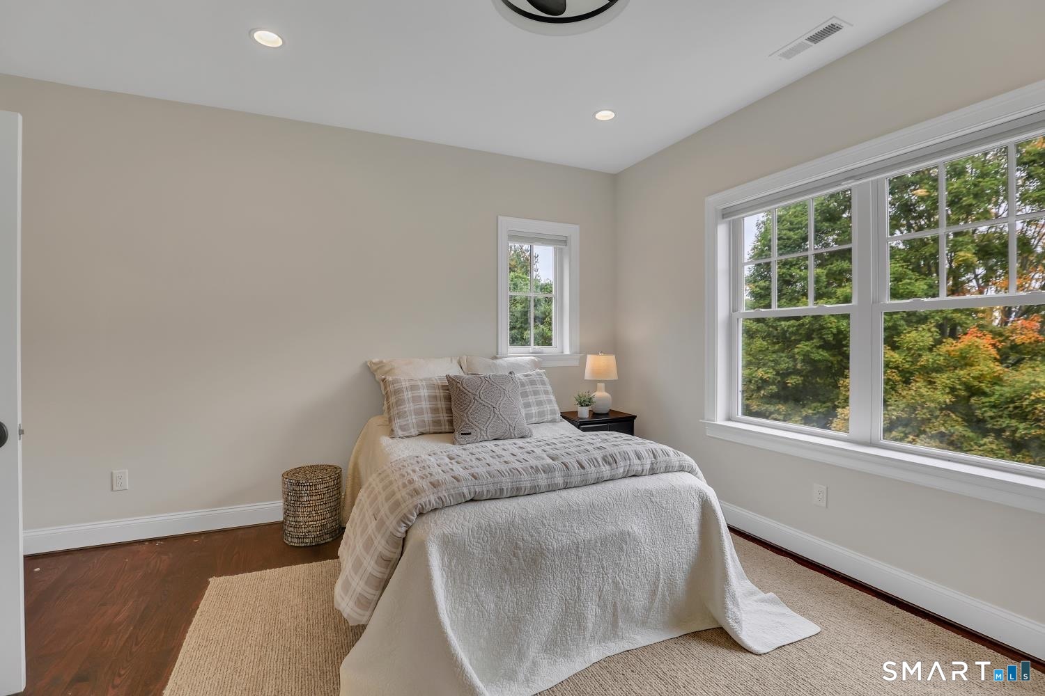 1 Ridgebury Road Simsbury CT 06001