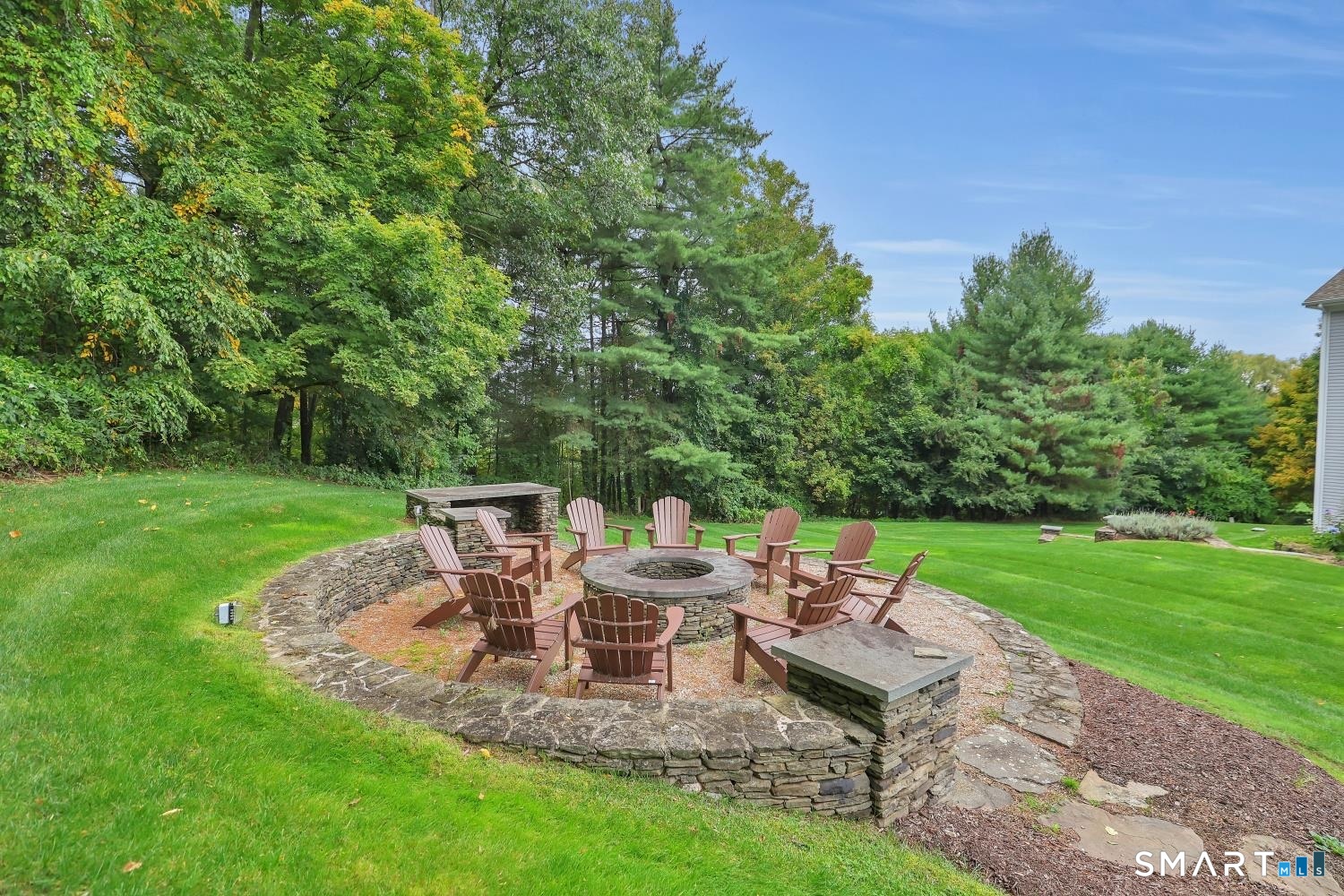 1 Ridgebury Road Simsbury CT 06001