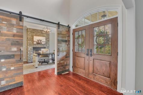 1 Ridgebury Road Simsbury CT 06001
