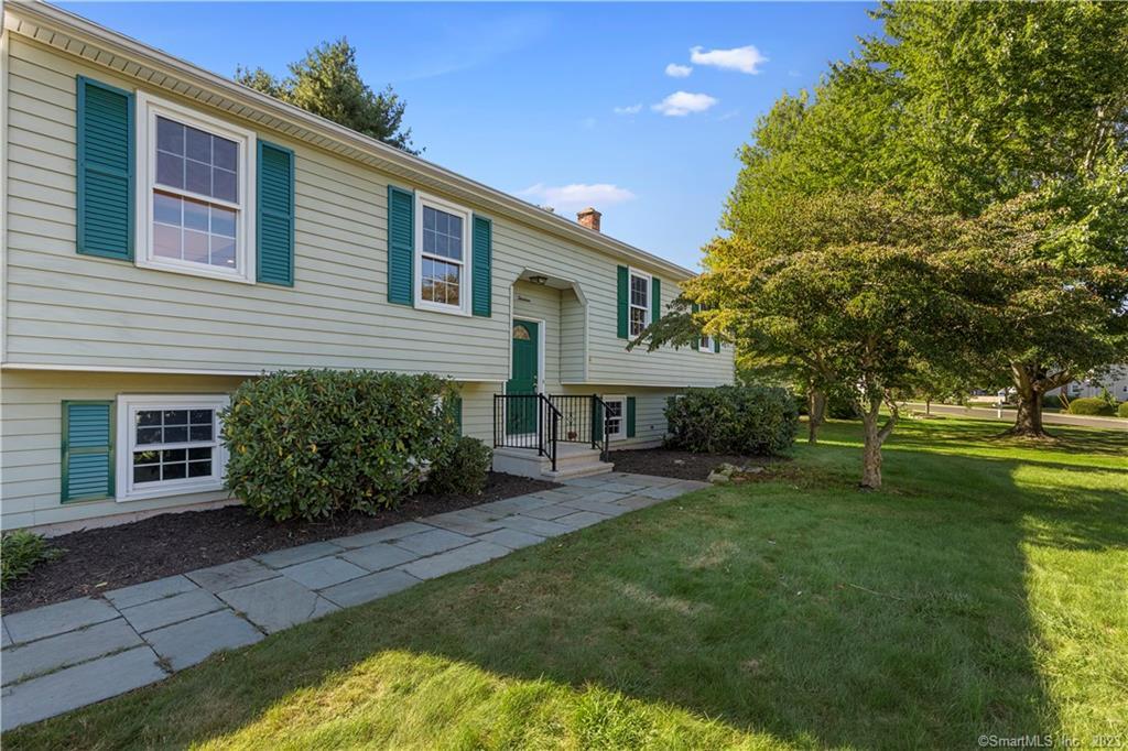 13 Nod Brook Road Wallingford CT 06492