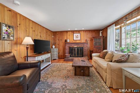 215 West Pond Rd Extension North Branford CT 06471