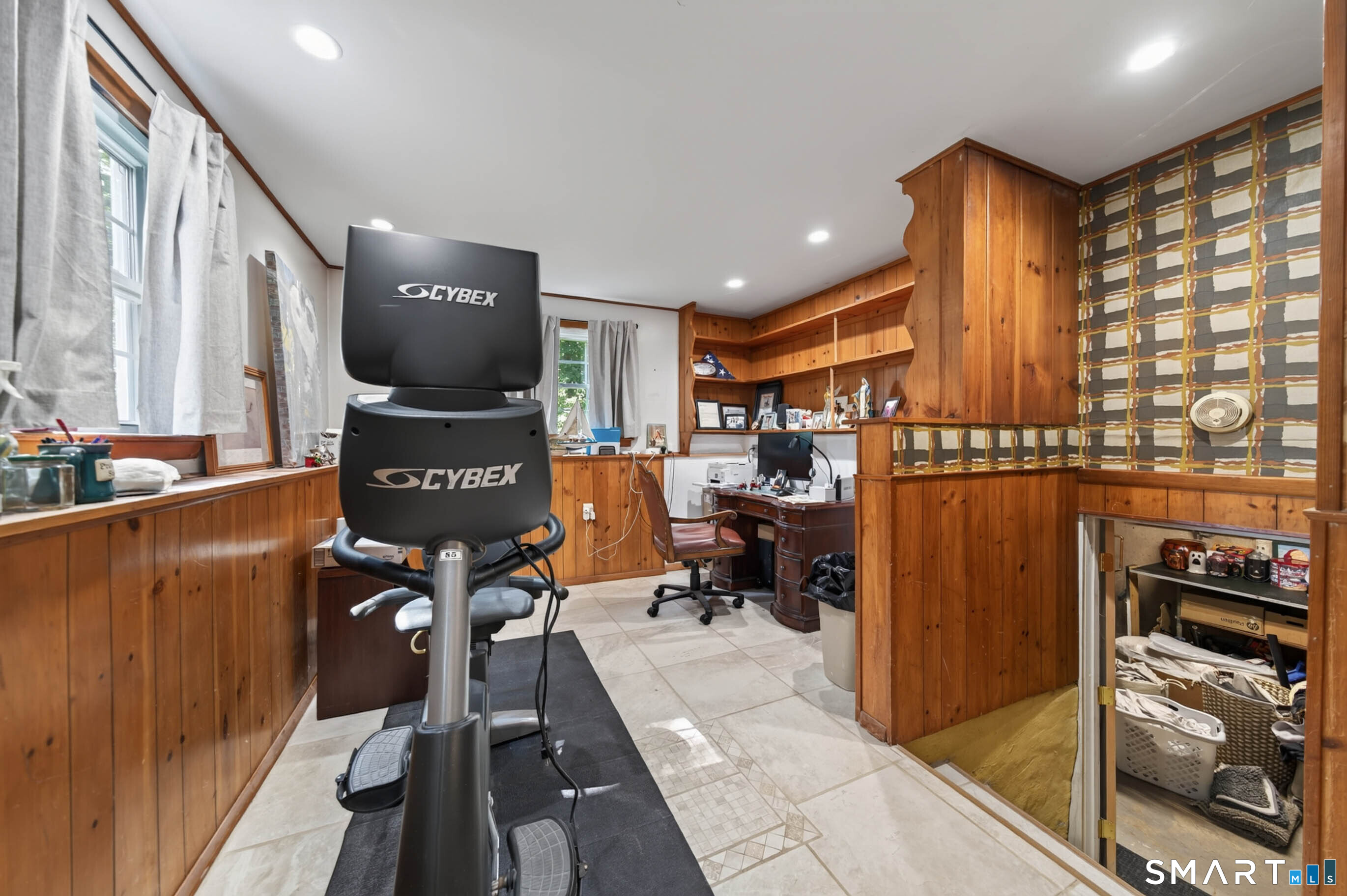 215 West Pond Rd Extension North Branford CT 06471