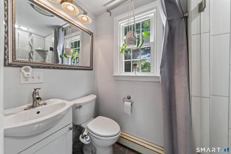 215 West Pond Rd Extension North Branford CT 06471