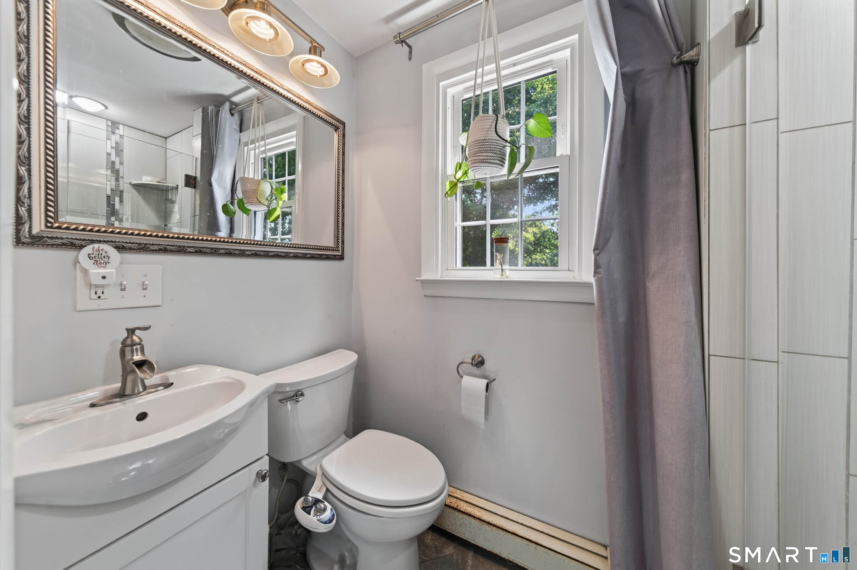215 West Pond Rd Extension North Branford CT 06471