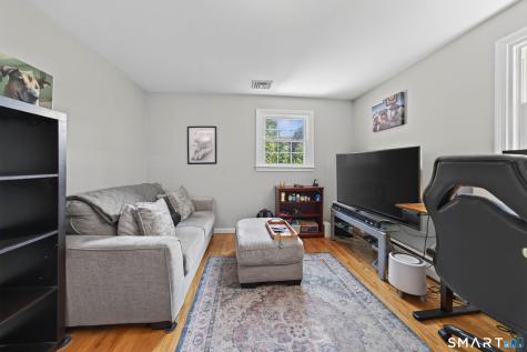 215 West Pond Rd Extension North Branford CT 06471
