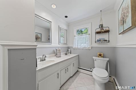 215 West Pond Rd Extension North Branford CT 06471