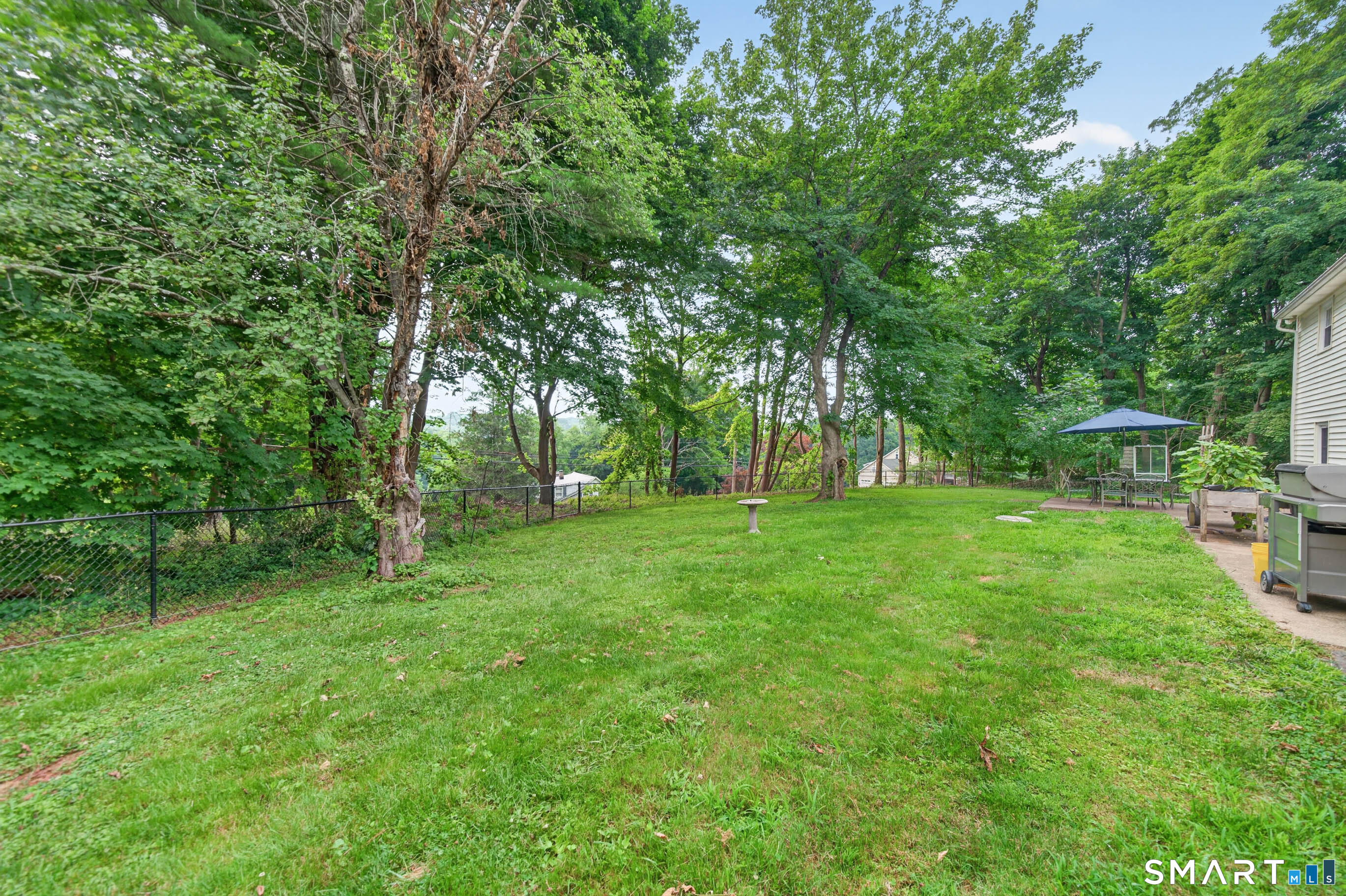 215 West Pond Rd Extension North Branford CT 06471