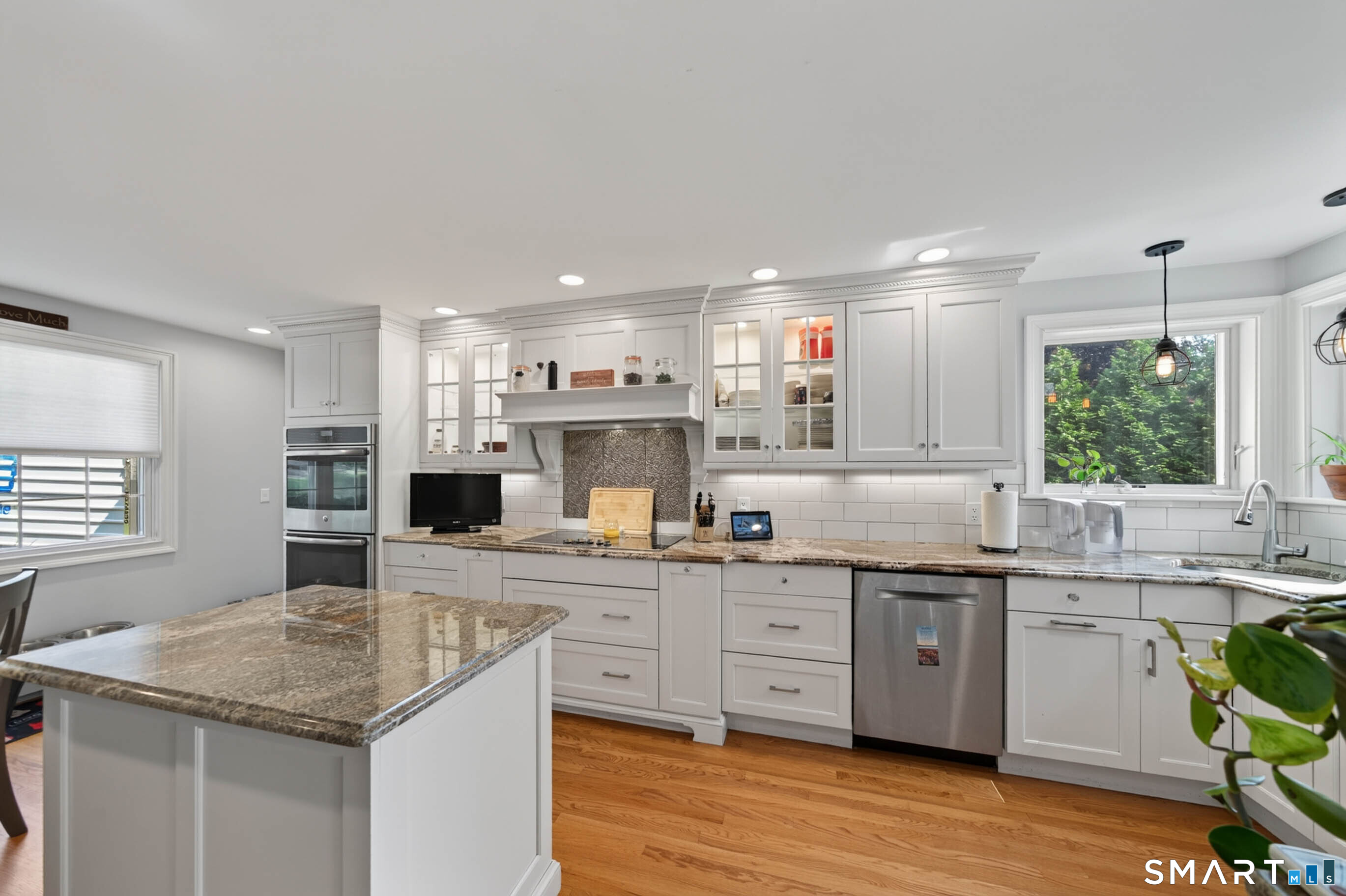 215 West Pond Rd Extension North Branford CT 06471