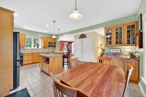 29 Fox Mead Suffield CT 06078