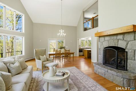 28 Garnet Road Roxbury CT 06783