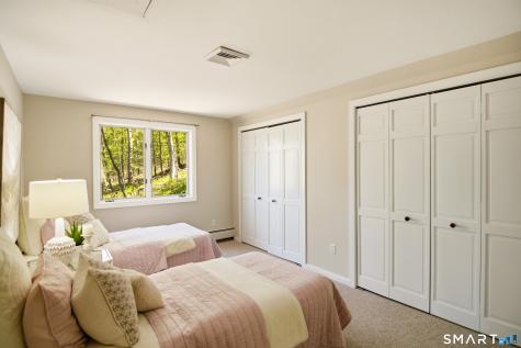 28 Garnet Road Roxbury CT 06783