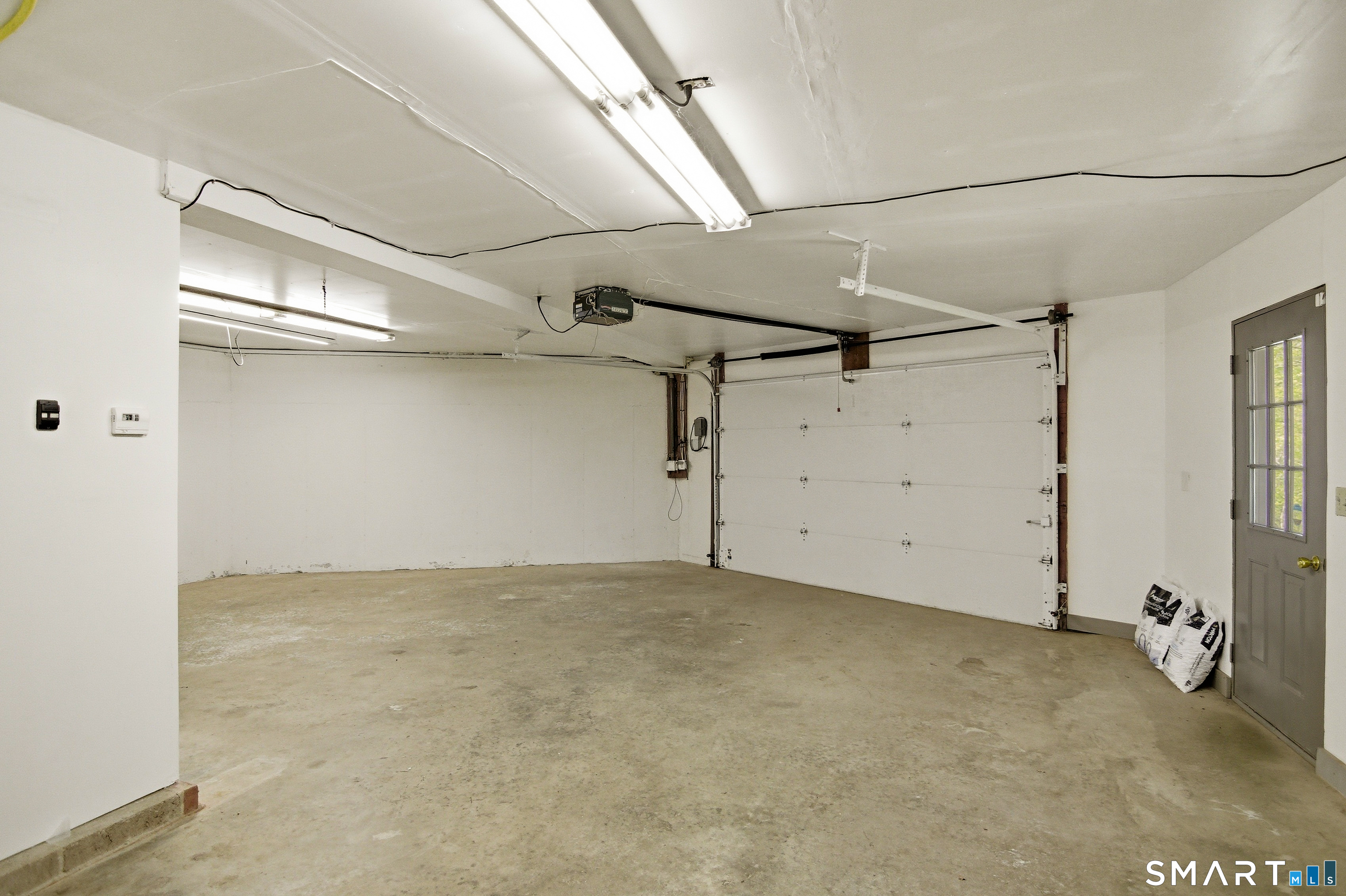 28 Garnet Road Roxbury CT 06783